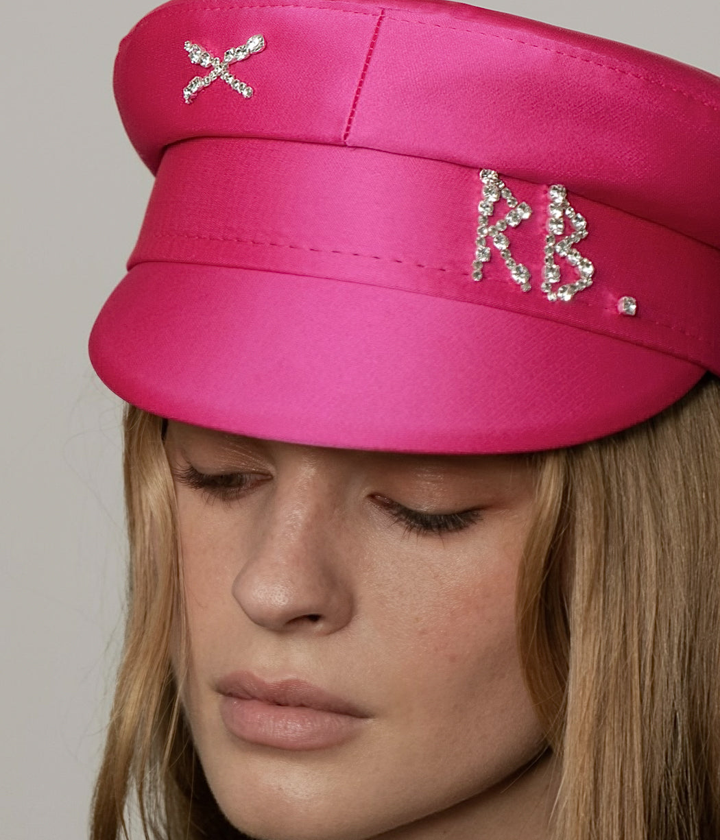 Crystal-embellished Satin Baker Boy Cap KPC038-STN-DMD-XXS Ruslan Baginskiy Crystal-embellished Satin Baker Boy Cap KPC038-STN-DMD-XXS Ruslan Baginskiy