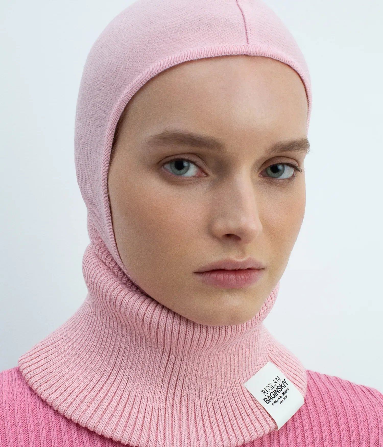 Logo-Patch Balaclava and Buff Set Logo-Patch Balaclava and Buff Set