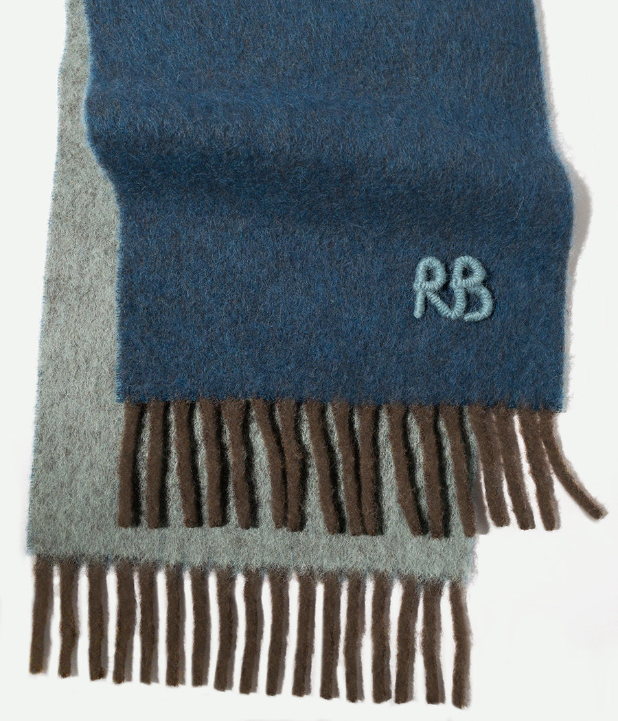 Photo, Scarf, Fringed Alpaca-blend Scarf Mid