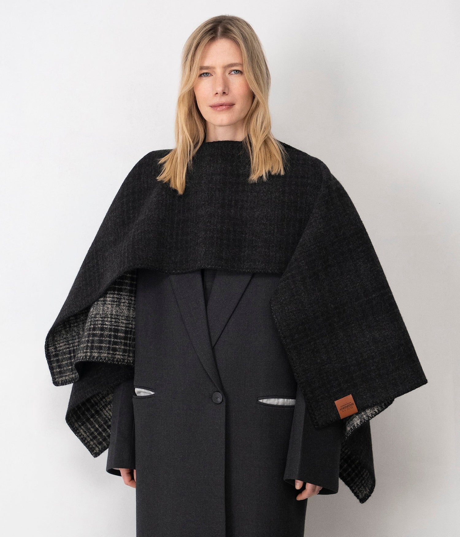 Photo, , Poncho Scarf