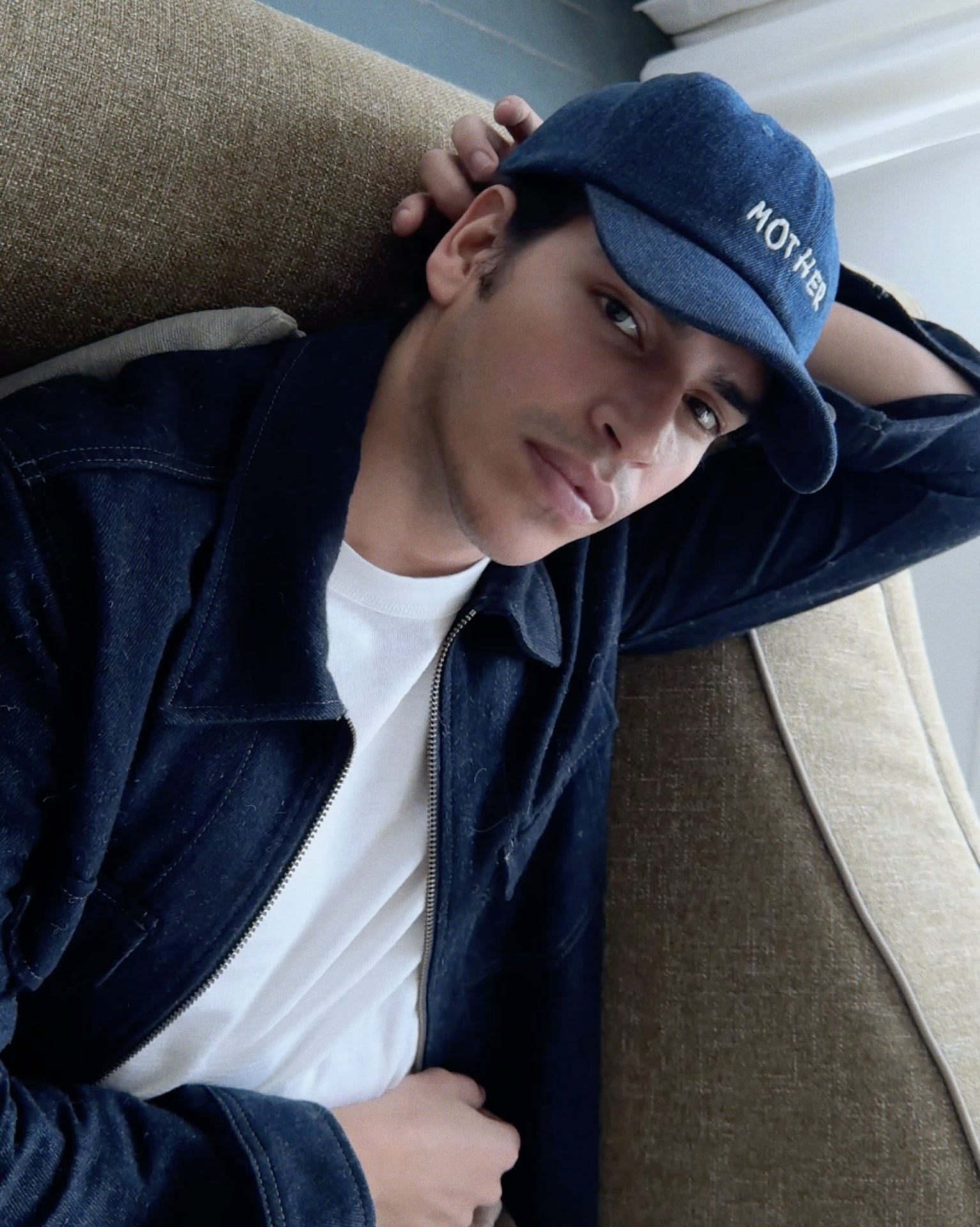 Ruslan Baginskiy image