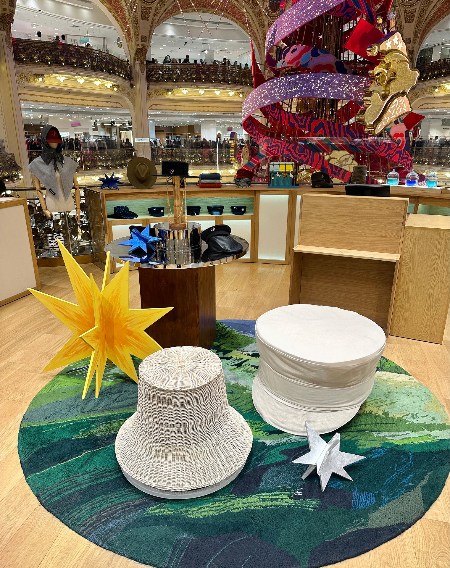 Ruslan Baginskiy image