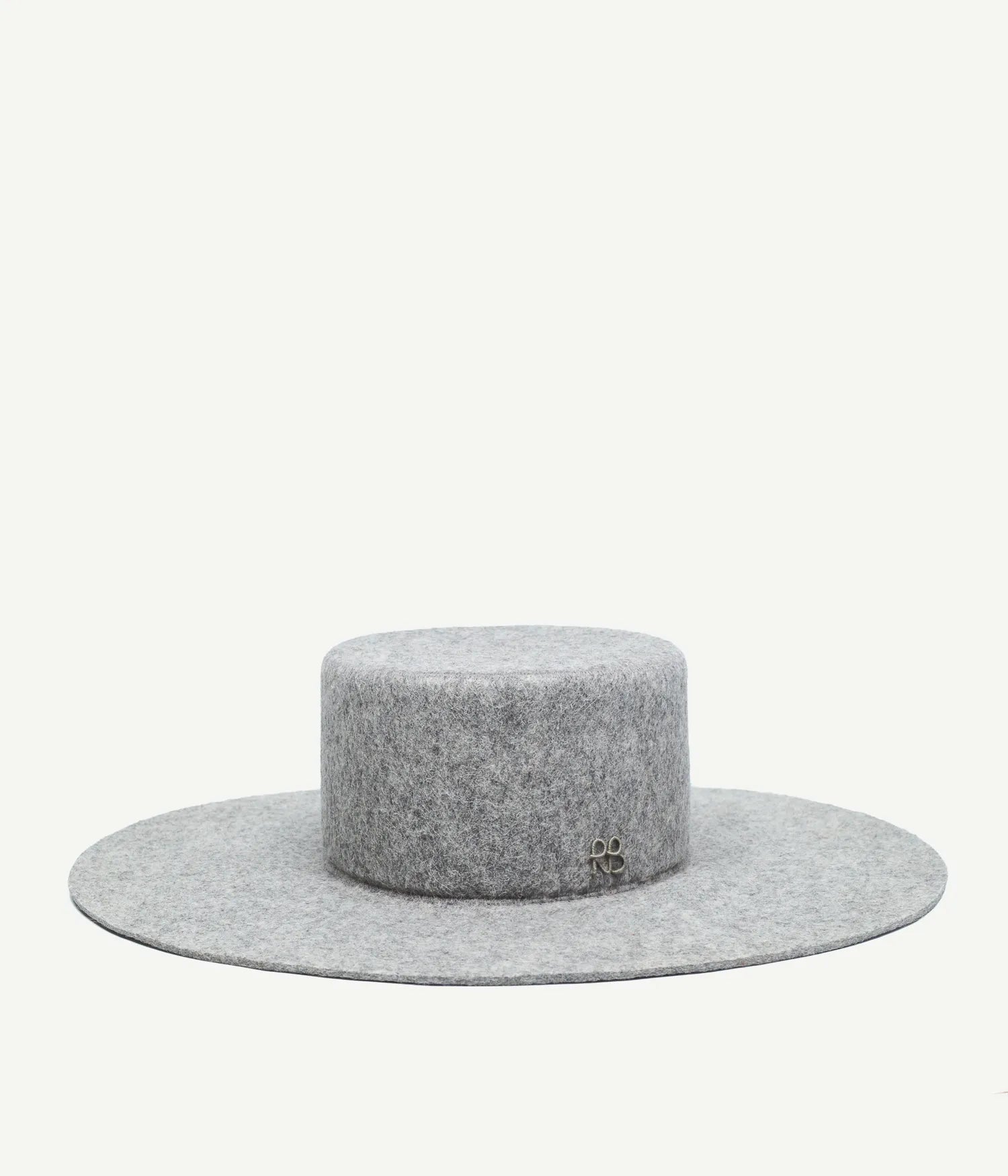 44_10_40, Grey wide-brimmed canotier hat, featuring a wool felt exterior. Artisanal craftsmanship.