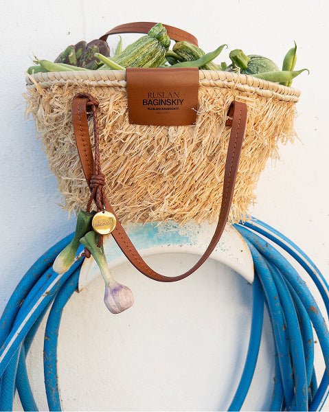 Ruslan Baginskiy image